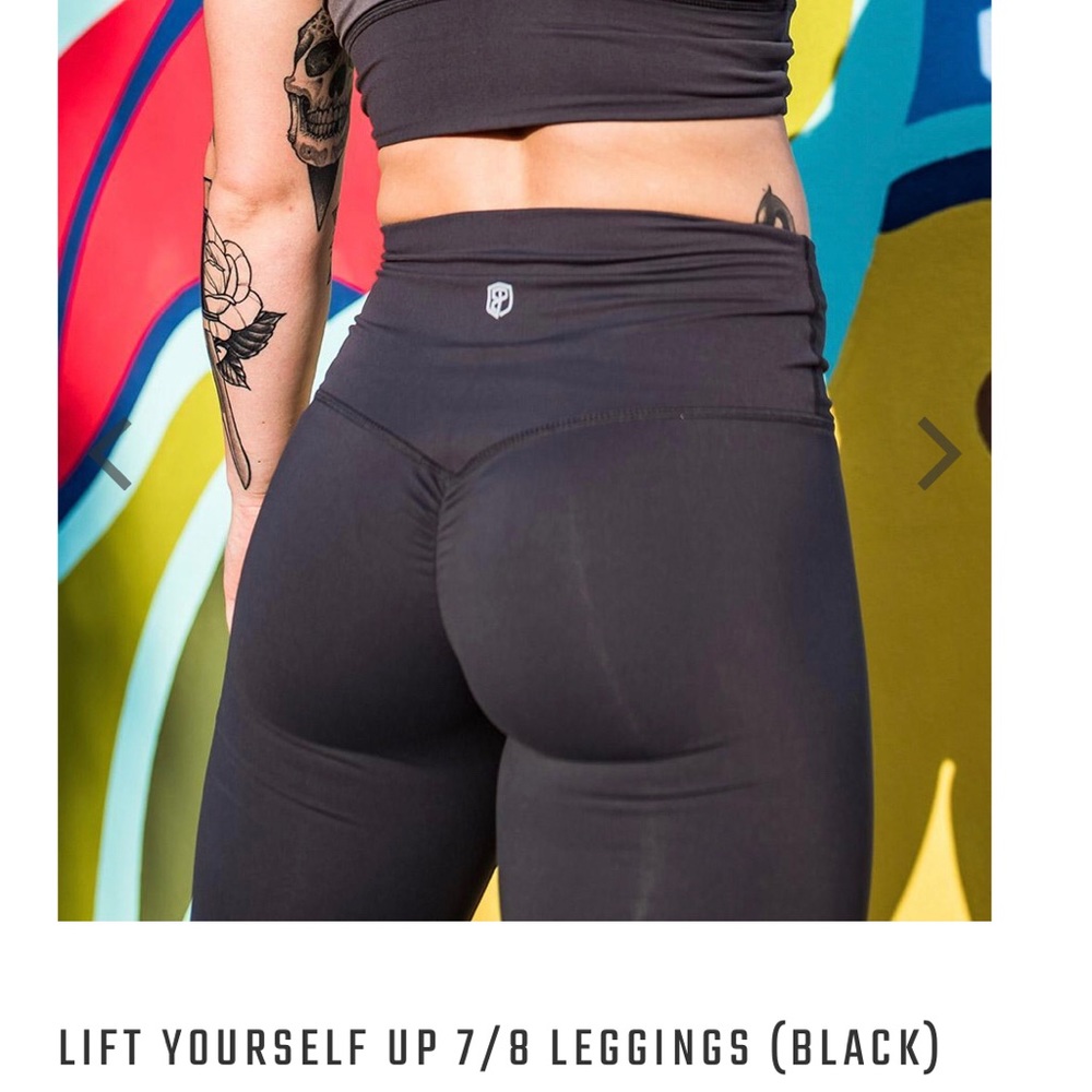 Medium Born Primitive Lift Yourself Up 7/8 Leggins